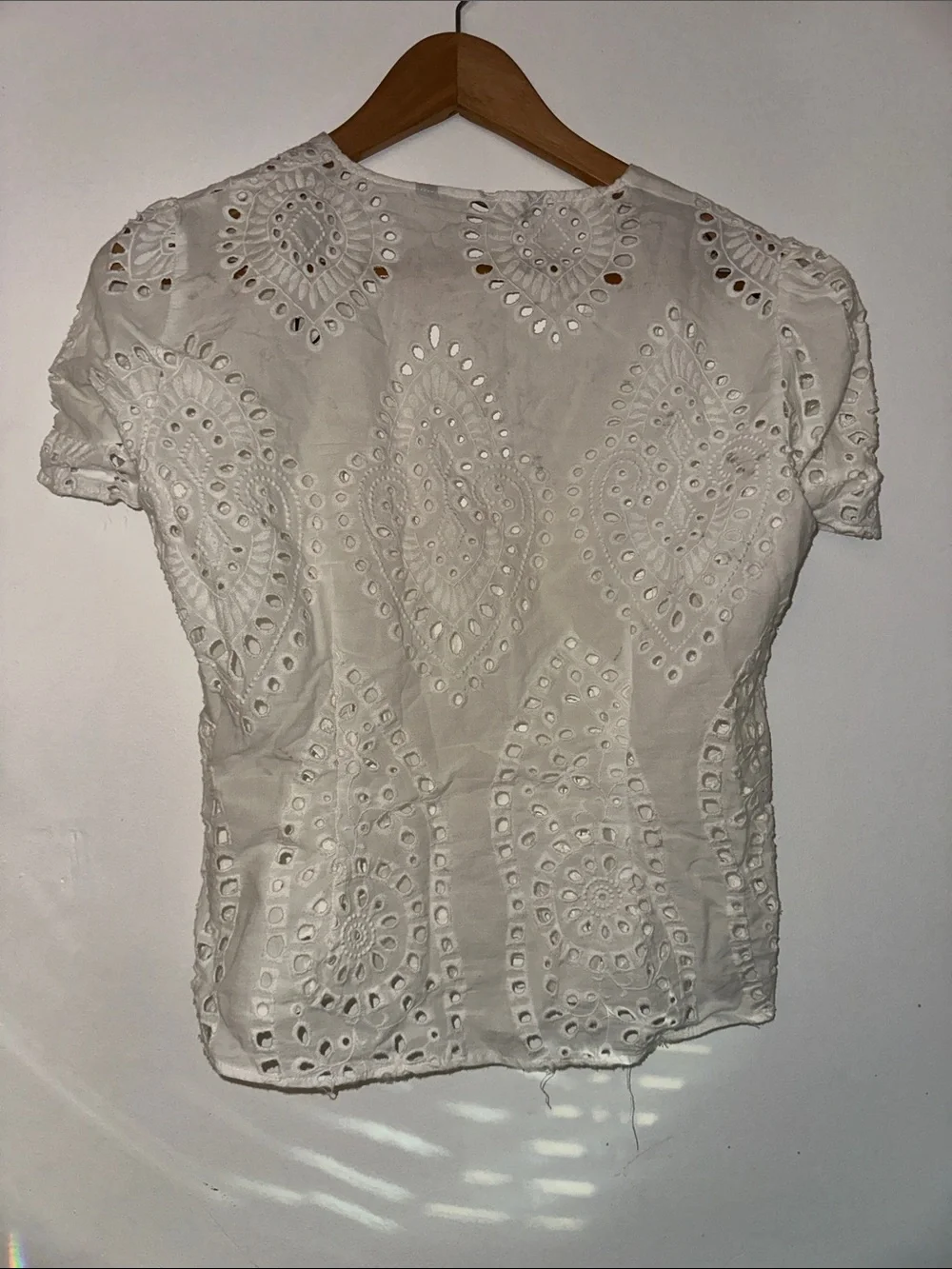 Zara White Eyelet Button-Front Blouse